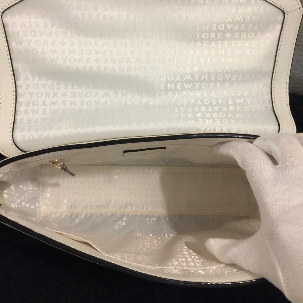 Brand new Kate Spade purse - Picture 4 of 6